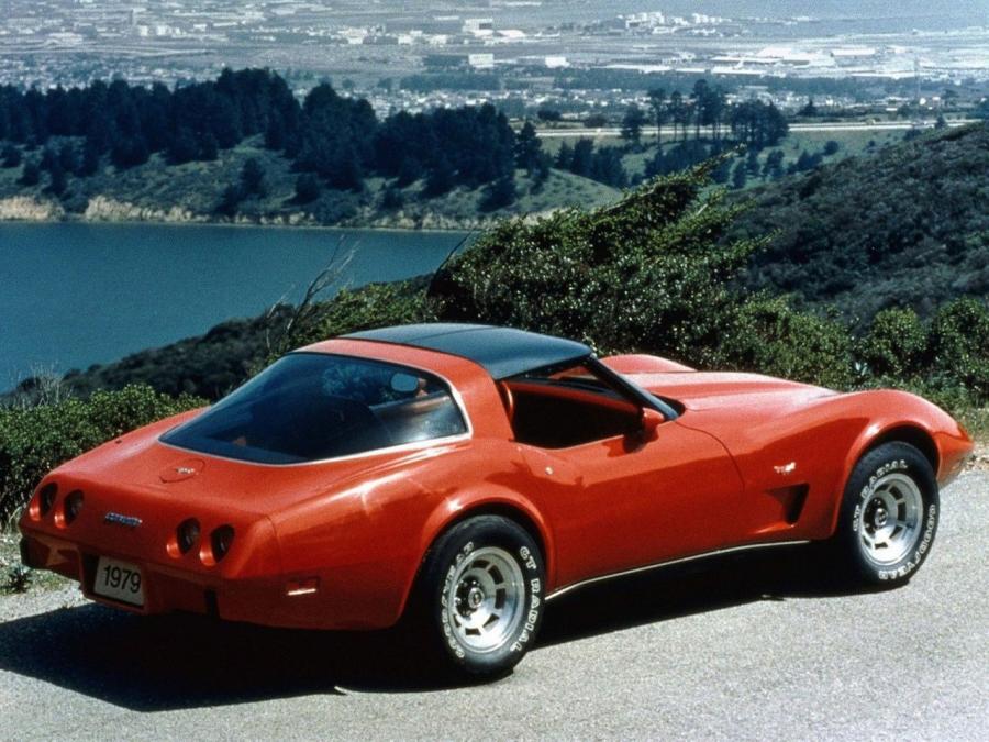  Chevrolet Corvette 1978 года  (фото 2 из 5)